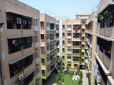 800 sq ft 2 BHK 2T East facing Apartment for sale at Rs 22.00 lacs in Mall Enclave 2th floor in Dum Dum, Kolkata