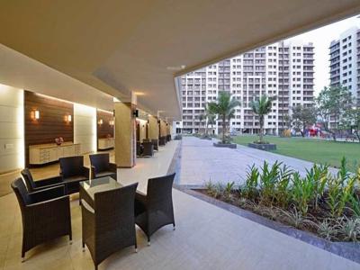 900 sq ft 2 BHK 2T East facing Apartment for sale at Rs 98.00 lacs in Kalpataru Waterfront in Panvel, Mumbai