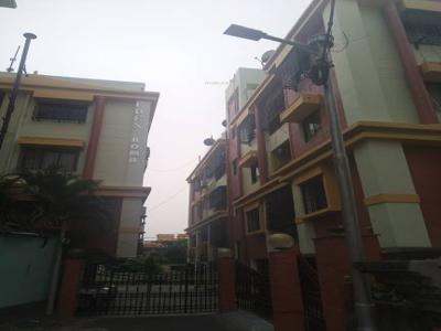 950 sq ft 2 BHK 2T West facing Apartment for sale at Rs 60.00 lacs in Deeshari Roma in Haltu, Kolkata