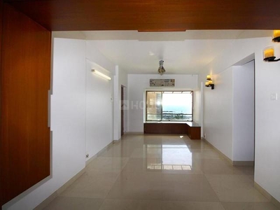 2 BHK Flat for rent in Bandra West, Mumbai - 1000 Sqft