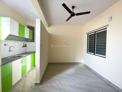 2 BHK Flat for rent in S.G. Palya, Bangalore - 1300 Sqft