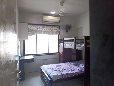 2 BHK Flat for rent in Kandivali East, Mumbai - 1000 Sqft