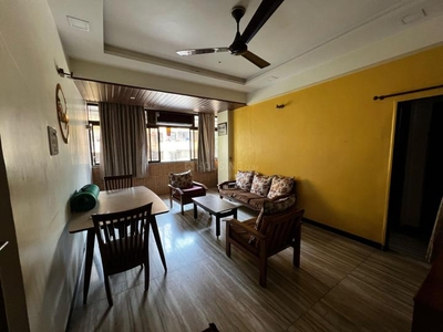 2 BHK Flat for rent in Mahim, Mumbai - 700 Sqft