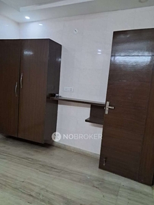 1 BHK Flat In Stand Alone Building for Rent In Mukherjee Nagar