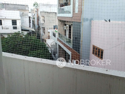 1 BHK Flat In Standalone Building for Rent In Karol Bagh