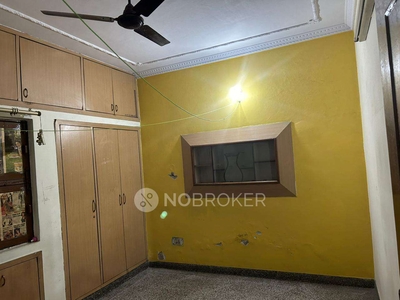 1 BHK Flat In Standalone Building for Rent In Sector 11