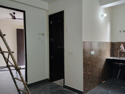 2 BHK Flat for rent in Maidan Garhi, New Delhi - 800 Sqft