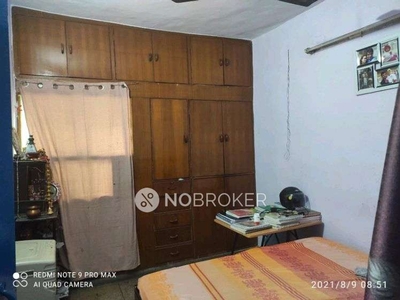 2 BHK Flat In Metro View Apartment for Rent In Mayur Vihar
