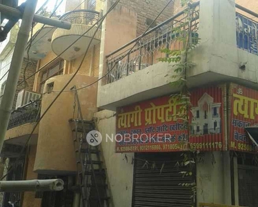 2 BHK Flat In Sri Balaji for Rent In Uttam Nagar