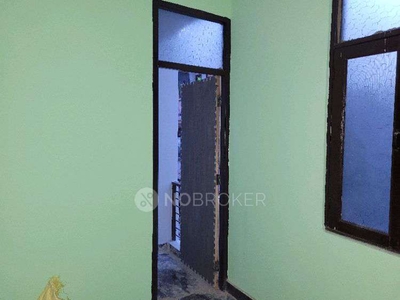 2 BHK Flat In Standalone Building for Rent In Mandawali