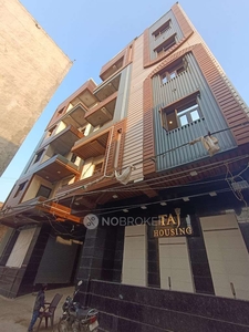2 BHK Flat In Taj Housing Apartments for Rent In Mohan Garden