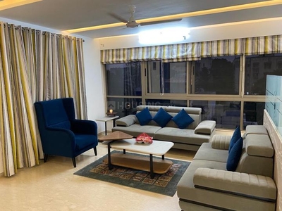 3 BHK Flat for rent in Shivaji Nagar, Pune - 2200 Sqft