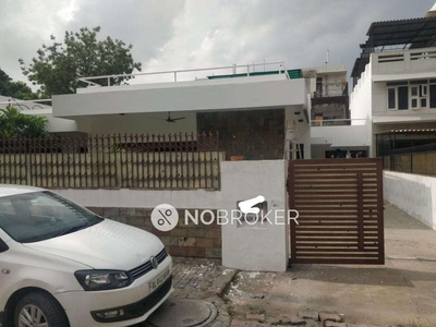 3 BHK House for Rent In Sector 14