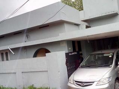 3 BHK rent Villa in Aluva, Kochi