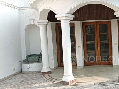 4+ BHK House for Rent In A Block