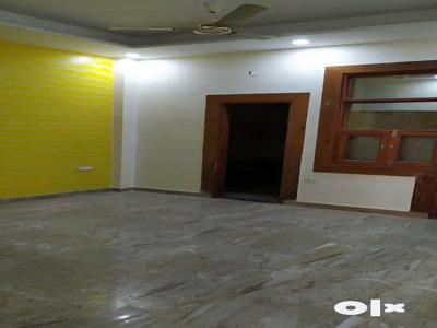 112 m Floor for resale in SwaranJantiPuram