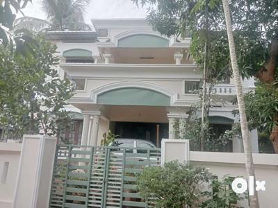 4 Bed rooms House at Chiyaram Thrissur 65 Lacks