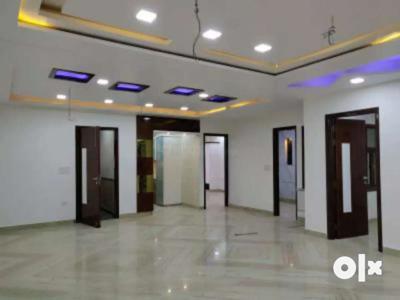 4 bhk independent floor aveailbel in vasundhra ghaziabad
