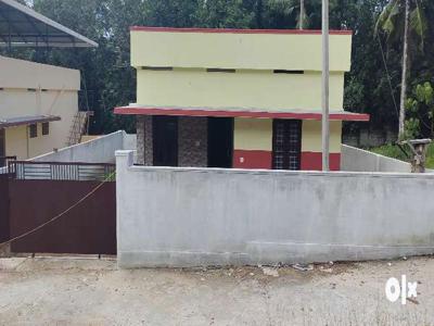Kollam Chathannoor Sematy junction dis 300 metre 5 cent 800 sqrf house