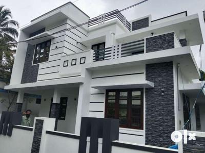 Paravoor, kaitharam,3 bed new house 50 lakhs nego