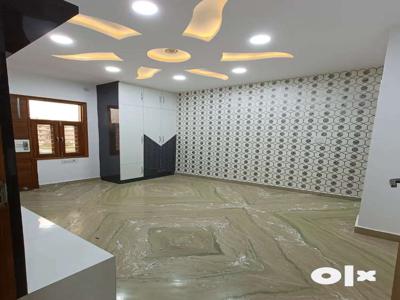 Top Quality Constitution 4Bhk For Sale In Deep Vihar Sector-24 Rohini