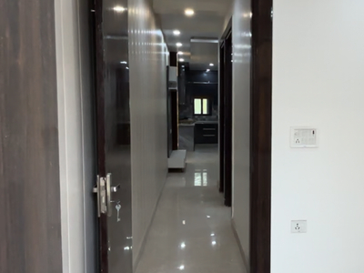 3.5 Bedroom 110 Sq.Ft. Builder Floor in Krishna Nagar Delhi