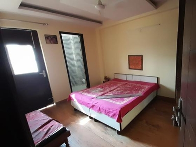 4 Bedroom 2400 Sq.Ft. Builder Floor in Green Fields Colony Faridabad