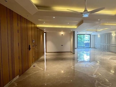 4 Bhk Semi Furnished Avai