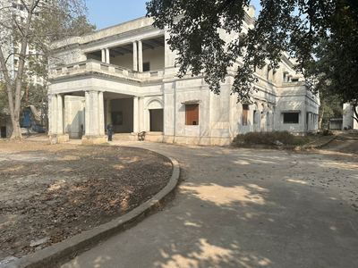 8 BHK Farm House 20000 Sq.ft. for Sale in Sultanpur, Delhi
