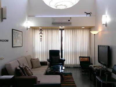 4 BHK Flat / Apartment For SALE 5 mins from Navrangpura