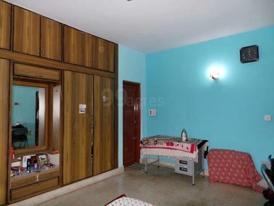 5 BHK House / Villa For SALE 5 mins from RT Nagar
