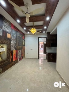2 bhk flat in DLF Ankur Vihar 75 guj size