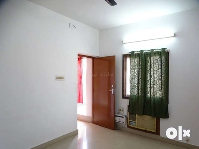 3BHK flat for sale in saligramam