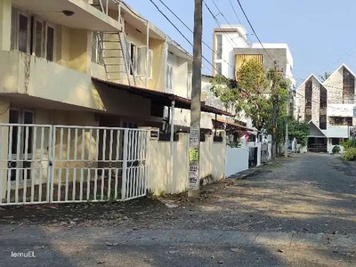 Land with old House for sale in Panampilly Nagar