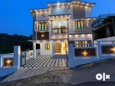 NEW ATRACTIVE 5 BHK HOUSE FOR SALE @ THACHOTTUKAVU