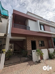 Spacious 4bhk duplex with genuine renovation and semi furnished