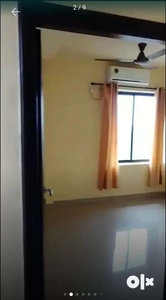 1 bhk studio flat with all bills included in rent.