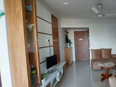 2 BHK Fully furnished flat for rent available on B T Kawade Rd