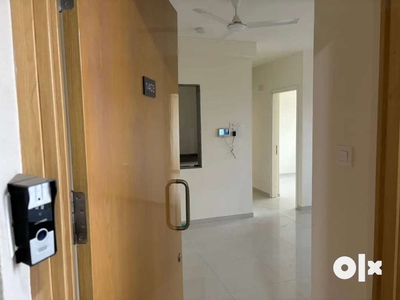 2 bhk semi furnished flat available for rent for families