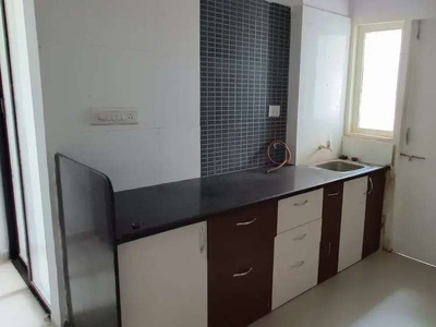 2 Bhk Well maintained Flat at chandkheda for rent