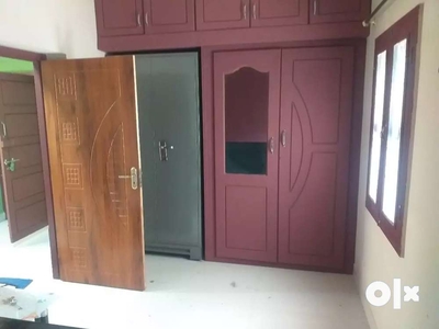 2bhk with fully furnished with ac ( only bachelors)