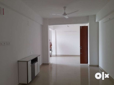 3 Bhk Brand New Apartment, 5th flr nr, Vyttila bypass for Employed fam