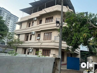 4 BHK FULLY FURNISHED INDEPENDENT HOUSE RENT PATHADIPALAM EDAPPALLY