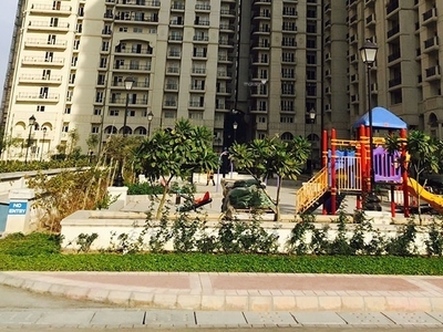 365 sq ft 1RK 1T Apartment for rent in DLF Capital Greens at Karampura, Delhi by Agent GIRI PROPERTIES