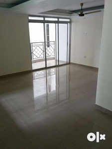 3bhk apartment available in gs road main road