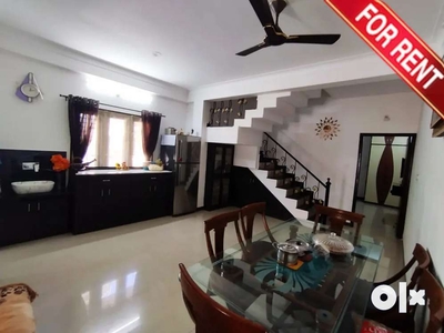 4 bhk spacious furnished house campus