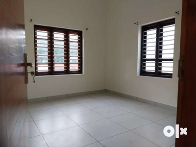 5 b h k house for rent near medical college