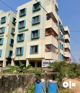 Flat inside a Residencial colony Som vihar safe and near to highway