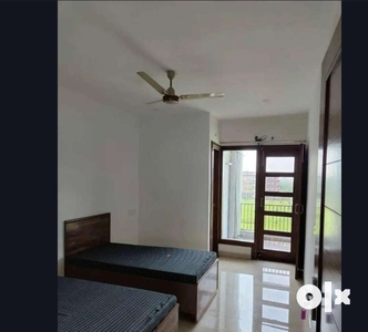 Fully Furnished AC rooms sharing /non sharing