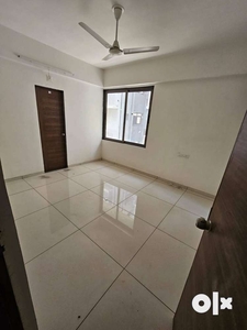 Kitchen Fix 3 Bhk Flat Available For Rent In Gota